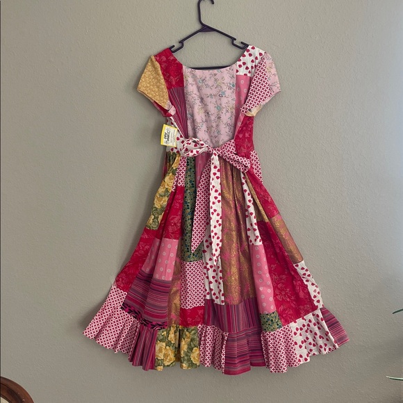 Pink Tea Towel Dress: Patisserie (Parisian Bake Shop) - Picture 2 of 11